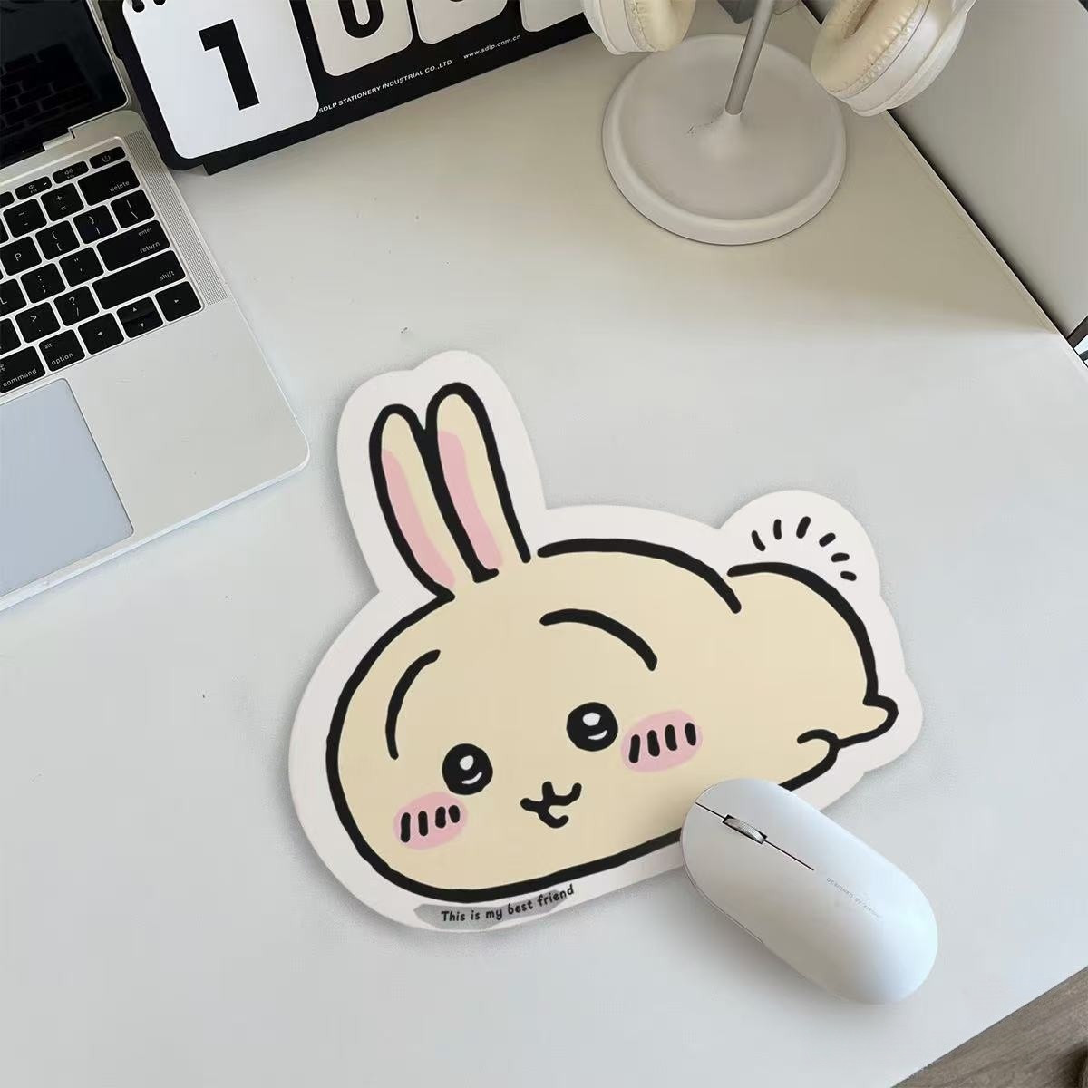 Is Stationery Office Supply - Chiikawa 漫画 Jiyi Usagi Hachiware 特殊形状レザーマウスパッド