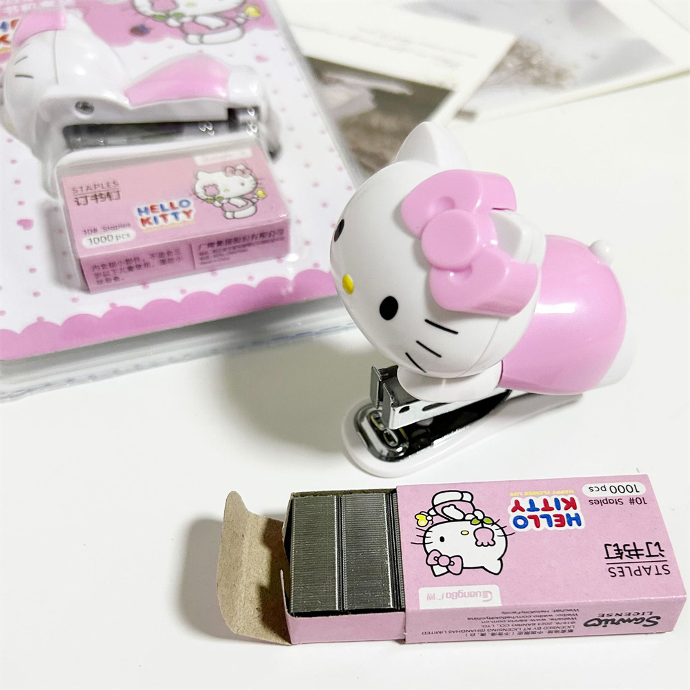 本物のサンリオアニメステープラーセットハローキティポータブル - Office Supply Office Stationery Items のレビューと価格
