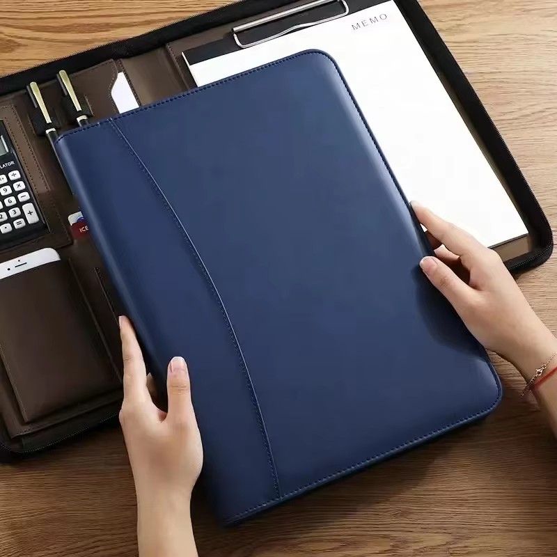 PUレザーポートフォリオ A4ドキュメントケース ジッパー付 - Portfolio Folder Zip のレビューと価格